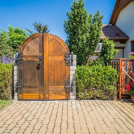 Penzion Jako Doma Guest house