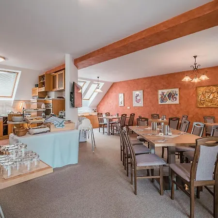 Penzion Jako Doma 4* Kyjov (Hodonin District)